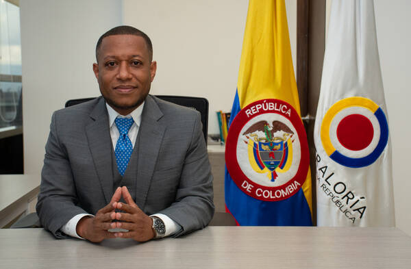 Luis Enrique Abadía García — Contralor Delegado